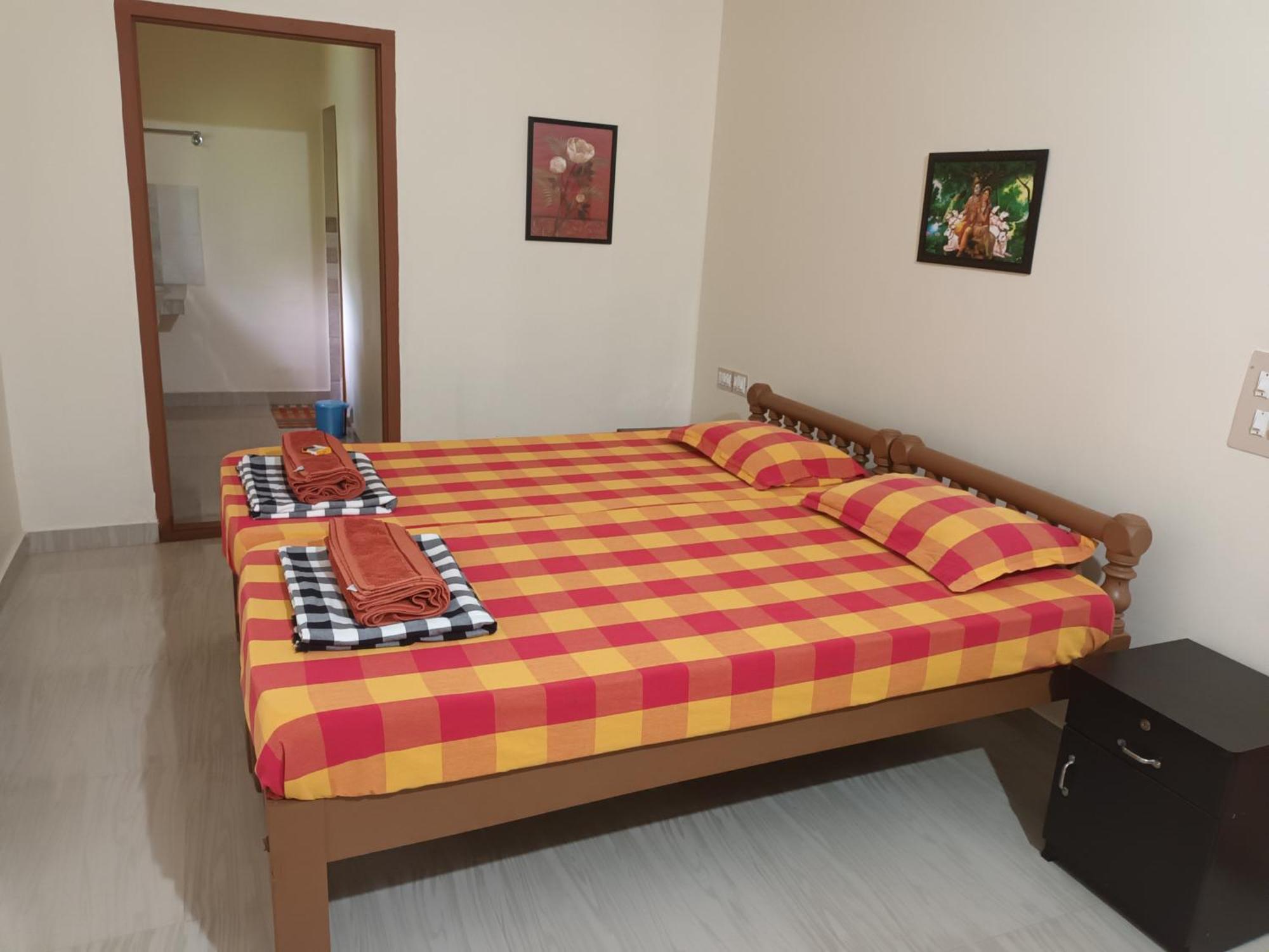 Ivory Coaste Hotel Kannur Bagian luar foto