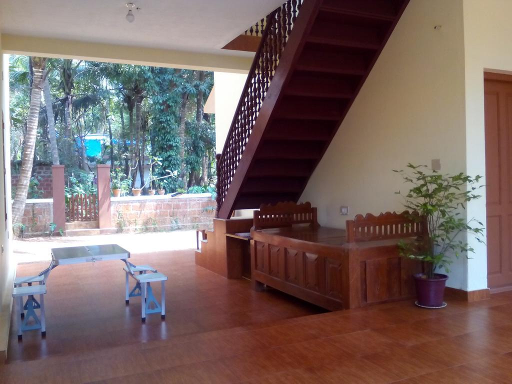 Ivory Coaste Hotel Kannur Bagian luar foto